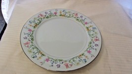 Crown Ming China, Susan Pattern, Dinner Plate Multi Colored Flowers 10.5&quot; Dia.  - £40.16 GBP
