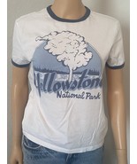 Juniors Tailgate Yellowstone National Park T-shirt Size Small - $7.00