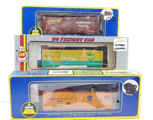 A.H.M. 3 HO Scale Box Cars Rolling Stock Reefer In Boxes - $16.82