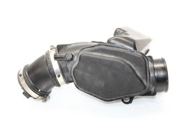 2003-2006 INFINITI G35 AIR INTAKE RESONATOR BREATHER BOX P4355 image 2