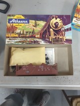 Athearn HO 34&#39; ATSF Composite Side Hopper #5421 - $14.01