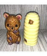 Vintage Honey Bear And Bee Hive Salt And Pepper Shakers Made In Japan - £9.74 GBP