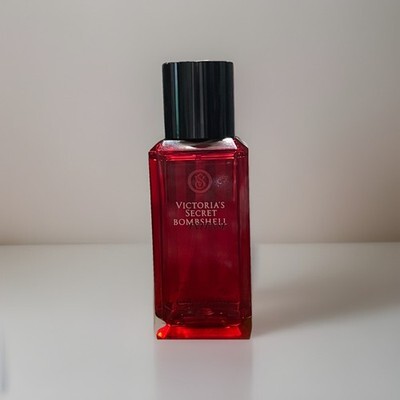 Victorias Secret Bombshell Intense Fragrance Body Mist Spray 2.5 Oz