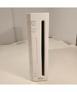 Nintendo Wii RVL-001 White Console FOR PARTS REPAIR turns on doesn&#39;t rea... - $19.66 CAD