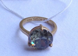 New Ann Taylor Brass Gold Tone Sparkly Round Faceted Green Stone Ring Size 6 - £11.76 GBP