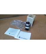 ALLEN BRADLEY 800T-J2B SERIES &quot;T&quot; /(3) POSITION SELECTOR SWITCH /(2)N.O.... - $52.61 CAD