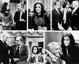 MARY TYLER MOORE SHOW PRINTS AND POSTERS 100534 - $10.99
