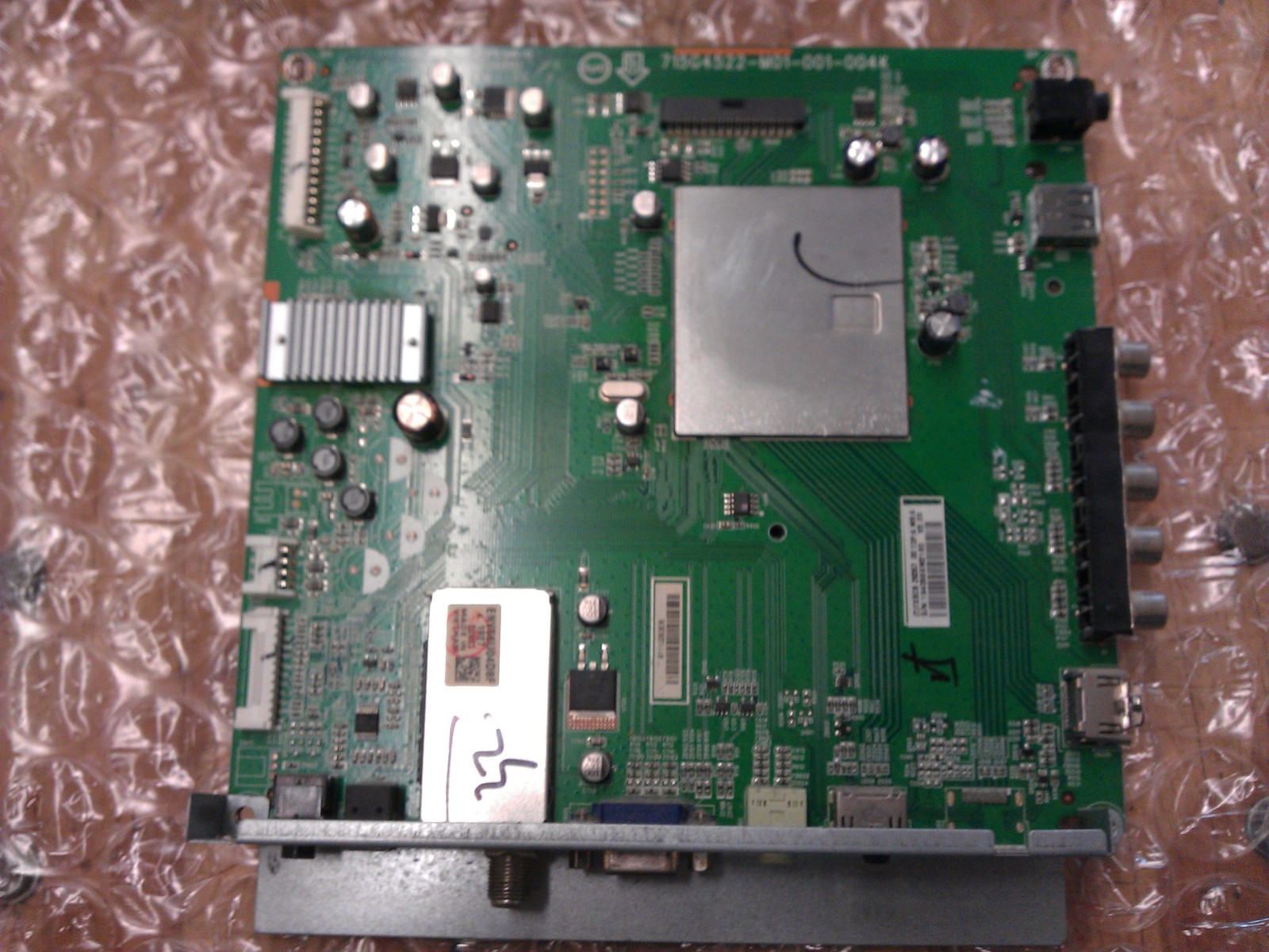 *  756TXBCB0ZK057 Main  Board From Dynex DX-32L221A12 LCD TV - $34.95