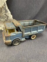Vintage 60&#39;s STRUCTO DUMPER Truck Pressed Steel Toy In Need Of Repair - $41.14