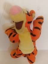 Winnie the Pooh Bean Bag New Tigger with Bee on Back 9&quot; Disney Store Exclusive - £17.29 GBP