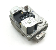 White Rodgers 36E22 202 Gas Valve Carrier B12826-14 used in and out 1/2&quot; #G511 - $46.75