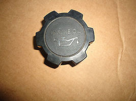 00-05 Toyota Celica GT GT-S ENGINE OIL FILLER CAP OEM M0133 image 2