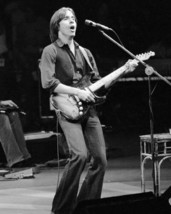 Jackson Browne plays his guitar performing on stage 1970&#39;s era 8x10 inch photo - £7.71 GBP