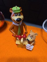 HALLMARK Keepsake YOGI BEAR AND BOO BOO Christmas Ornament 1996 Hanna Ba... - $203.87 MXN