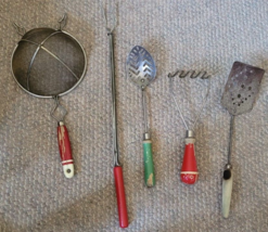 VTG Lot of 5 Kitchen Utensils DECORATIVE ONLY Wall Hang Kitchen Wood Han... - £27.52 GBP