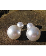 Haunted Jackie O Socialite RICHES WEALTH AND status pearl spell cast earrings - $12.00