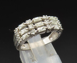 AVON 925 Silver - Vintage Sparkly Cubic Zirconia Pattern Band Ring Sz 7- RG24604 - £26.32 GBP