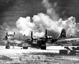 Enola Gay B-29 Superfortress On The Ground 8X10 Photograph Reprint - $8.49