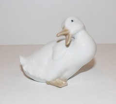 Stunning Nao By Lladro Spain Porcelain White Duck 2 7/8&quot; Figurine - £20.18 GBP