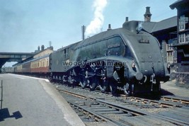 pu3946 - Engine No.60018 Sparrow Hawk at Grantham Station - print 6x4 - £2.20 GBP