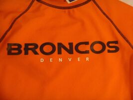 NFL 2025 NEW DENVER BRONCOS COMPRESSION SHIRT YOUTH XL 18-20 UV50 UV PRO... - €17,17 EUR