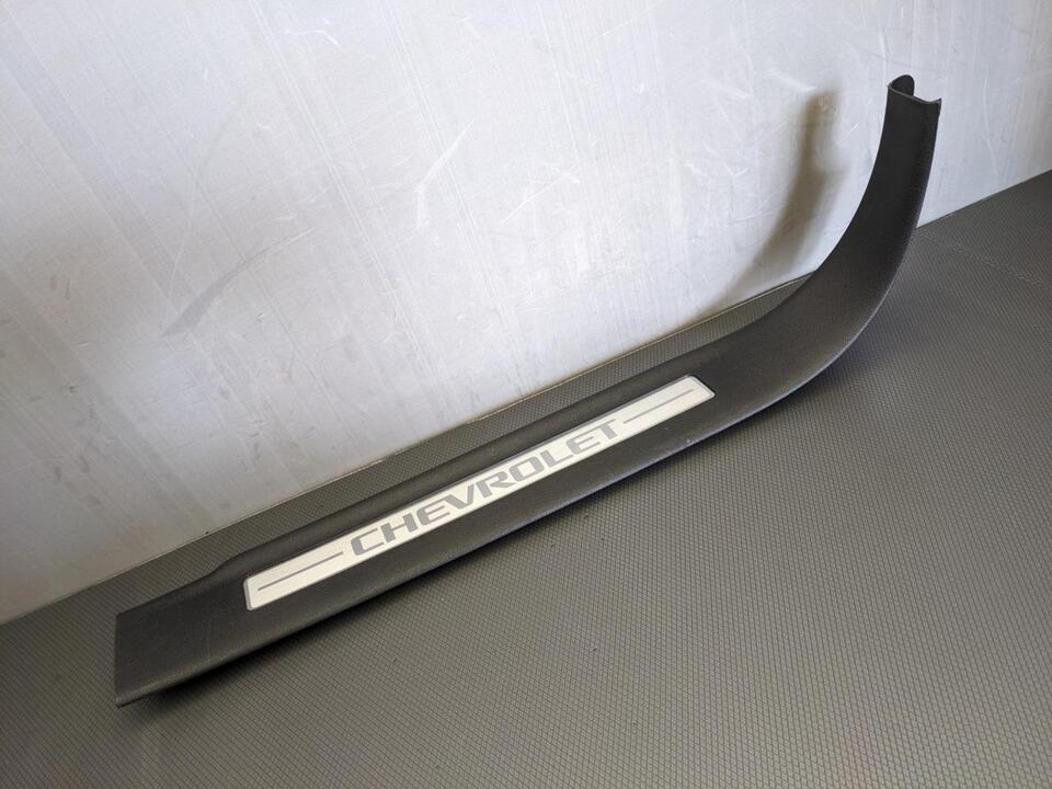 GM 2015-2020 Chevrolet Suburban Rear Left Side LH Black Door Sill Plate ... - $64.34