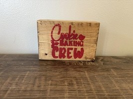 Savvy Creations Cookie Baking Crew Antique Plaque - $644.17 MXN Savvy Creations Cookie Baking Crew Antique Plaque - $644.17 MXN