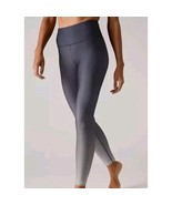 ATHLETA Ultra High Rise Elation 7/8 Tight Size XS 23&quot; | Ombre Grey #6575... - $742.19 MXN