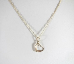 14k Yellow Gold Floating Heart Love Necklace - £53.78 GBP