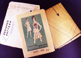 Vintage 1970&#39;s Mail Order DESIGNER DRESS Pattern M432 Misses&#39; Size 16 - £11.79 GBP