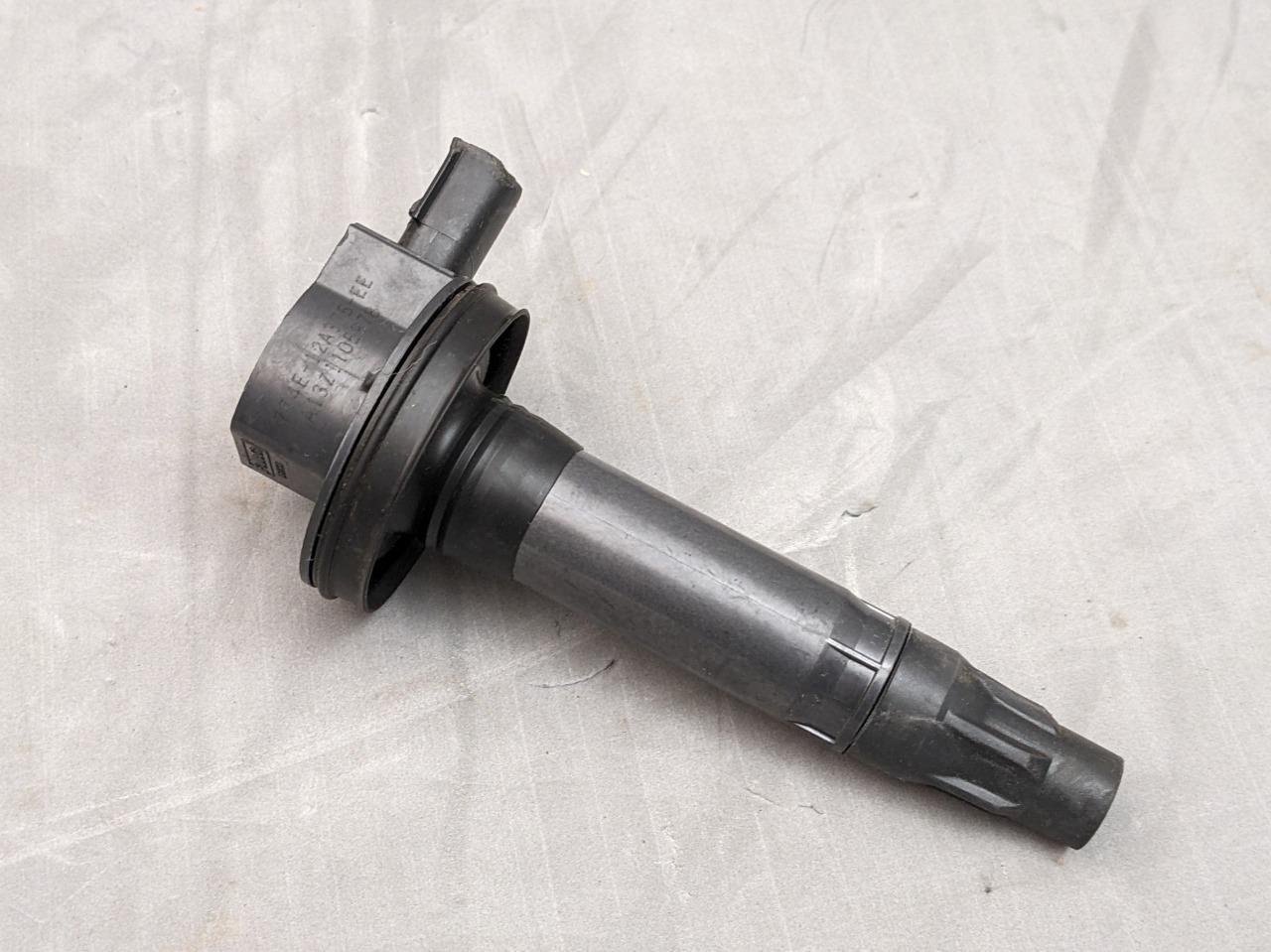 OEM 3.5L 3.7L V6 Ford Ignition Coil Used 7T4E-12A375-EE - $11.87