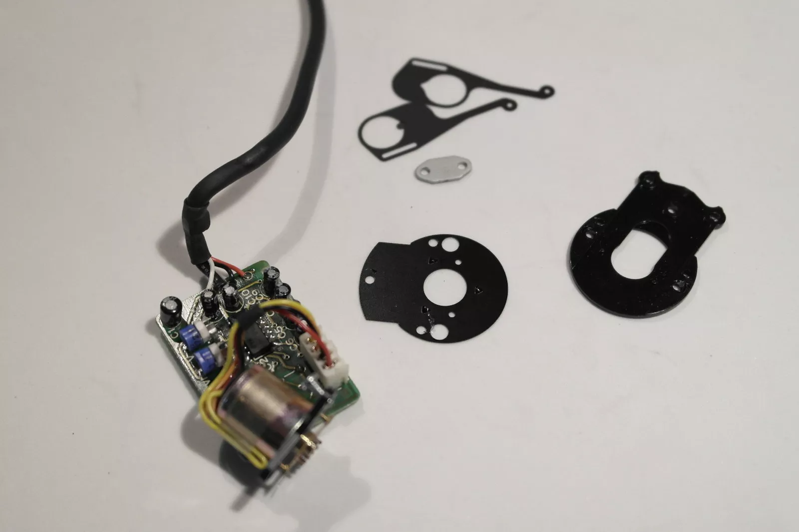 Iris Diaphragm Mechanism Circuitry and Motor ERNITEC F1.4 MANUAL 6-12mm ... - $8.95