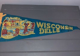 Vintage Wisconsin Dells WISC. Souvenir Pennant Flag - $28.56