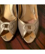 EUC SERGIO ROSSI Peep Toe Metallic Linen &amp; Leather Pump SZ 7 - £46.68 GBP