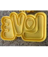 Hallmark Vtg  Cookie Cutter LOVE Hippie Groovy Wedding Valentines Engage... - $9.36