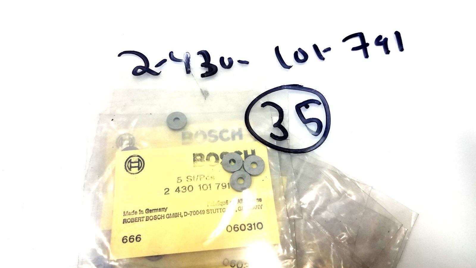 2-430-101-791 (2-430-101-791) New Bosch Remote Washer - $5.00