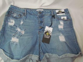 NWT Black Daisy Cuffed Destroyed Shorts Button Fly 5/32 Five Pocket Org $39 - $11.39
