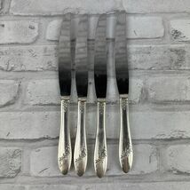 Oneida Community Silver QUEEN BESS II Tudor Silverplate Knives Set of 4 - $15.52