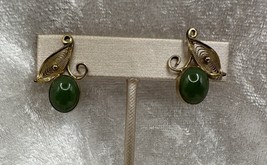 Vintage Jade Double CC 12k 1/120 GF Screw back Earrings Signed 1960s - $466.91 MXN