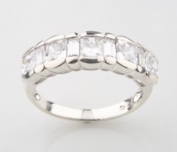 K☆ Sterling Silver & Cubic Zirconia Ladies' Ring, Size 9 (4.3g) .925 Silver CZ - £98.09 GBP