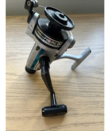 VINTAGE SHAKESPEARE ALPHA 040 SPINNING REEL 2103 SERIES - $15.75