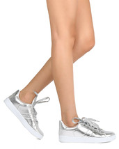 Refresh Action-1 Women&#39;s Edgy Metallic Silver Leatherette Fashion Sneaker 8 - £16.38 GBP