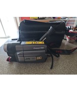 JVC GR-AXM510 Tape Compact VHS Camcorder UNTESTED As Is No Battery - $709.57 MXN