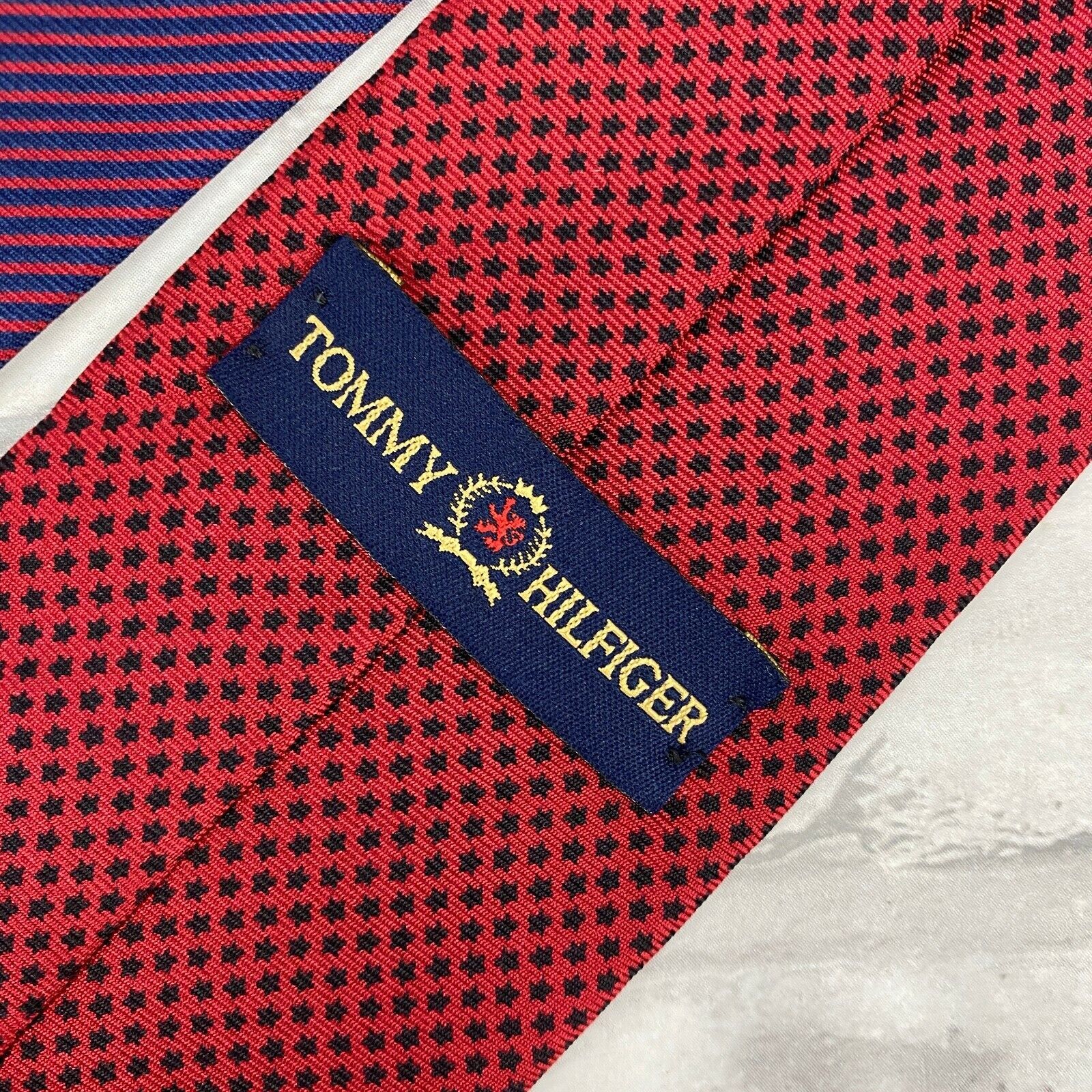 Tommy Hilfiger 100% Silk Necktie Two Tone Red Navy Blue 59 Inches Item image 5