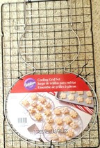 Wilton Christmas Non Stick Cookie  Cooling Grid Rack 16”x10&quot; Snowman Shape - £8.66 GBP