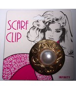 Vintage Infinity Gold Tone With Faux Pearl Scarf Clip 1980s - $75.96 MXN