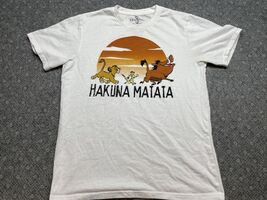 Disney The Lion King Hakuna Matata Unisex Crew Neck T-Shirt Size M KG JD - $9.89