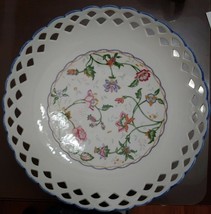 Decorative Porcelain Cabinet Plate Lattice Rim Floral Motif Collectible ... - $19.75