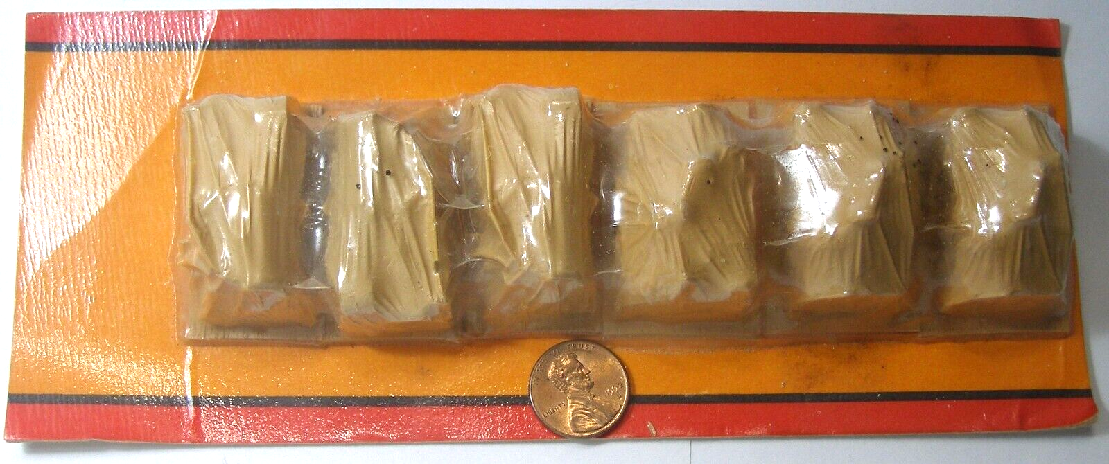 Primary image for Unknown Brand HO Scale Model Railroad Tarped Cargo 6ct.   BP5