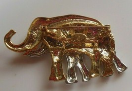 Vintage Marked Lc Two-tone Elephants Brooch - £19.56 GBP